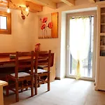Bed & Breakfast La Magnolia Guests House Dervio