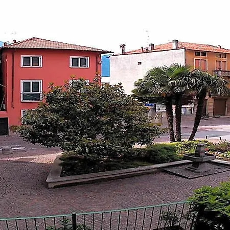 La Magnolia Guests House 3* Dervio