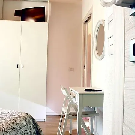 La Magnolia Guests House 3* Dervio