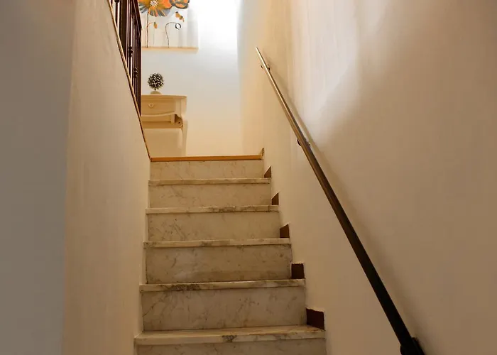 Bed & Breakfast La Magnolia Guests House 3*