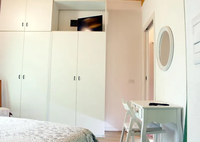 La Magnolia Guests House Bed & Breakfast 3*