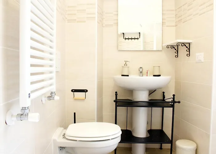 Bed & Breakfast La Magnolia Guests House 3*